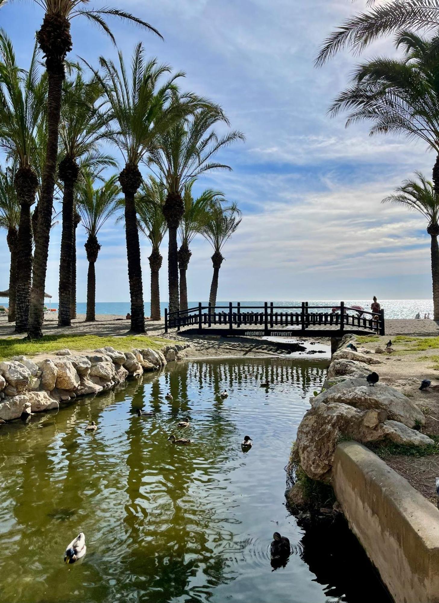 Sunstay Guadalmar Loft Seaview Málaga Esterno foto